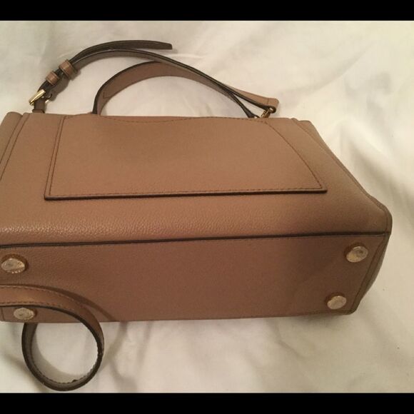 Michael Kors British Tan Pebbled Leather/Satchel - Picture 5 of 9